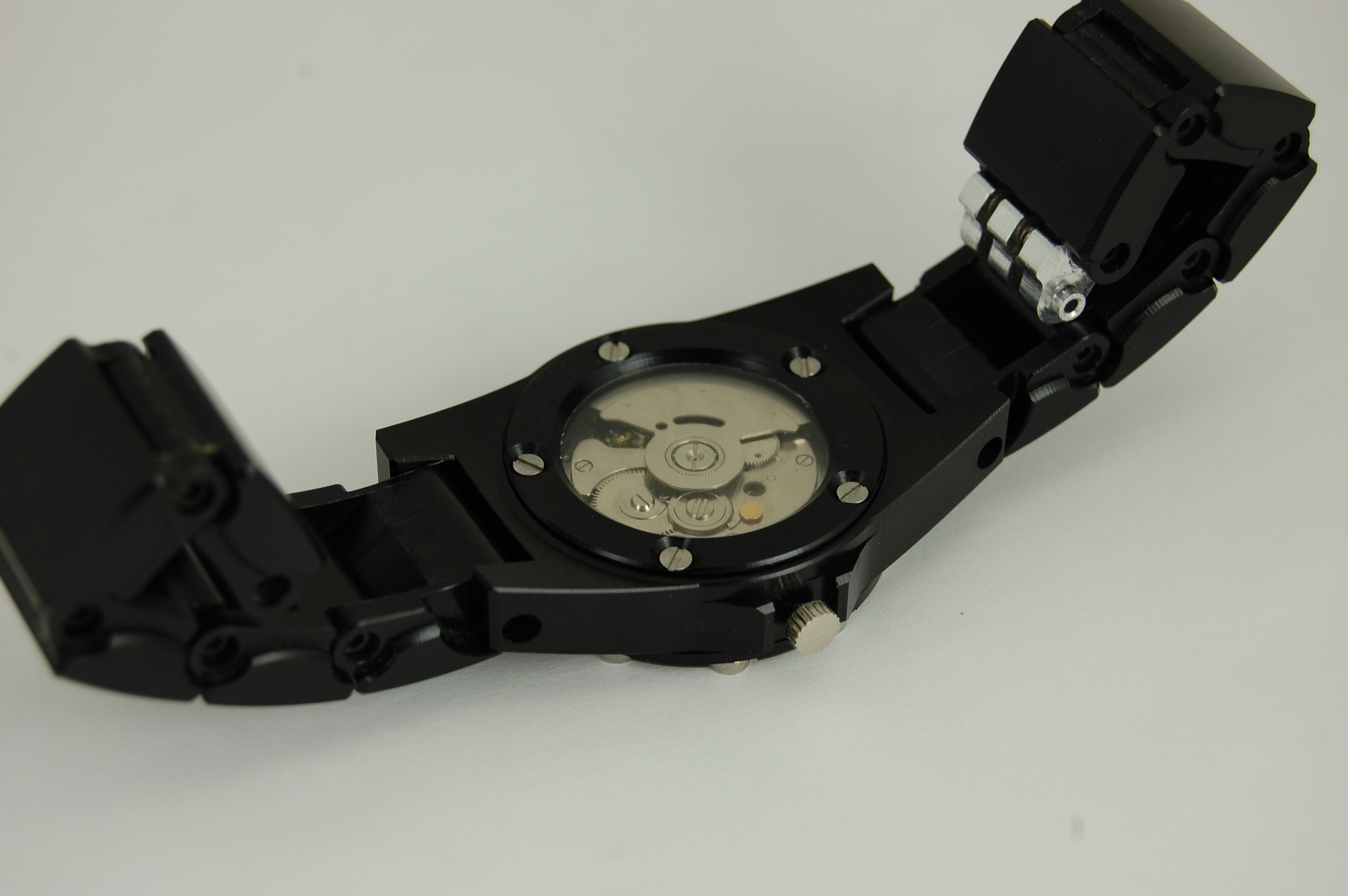 watch-finished-backside